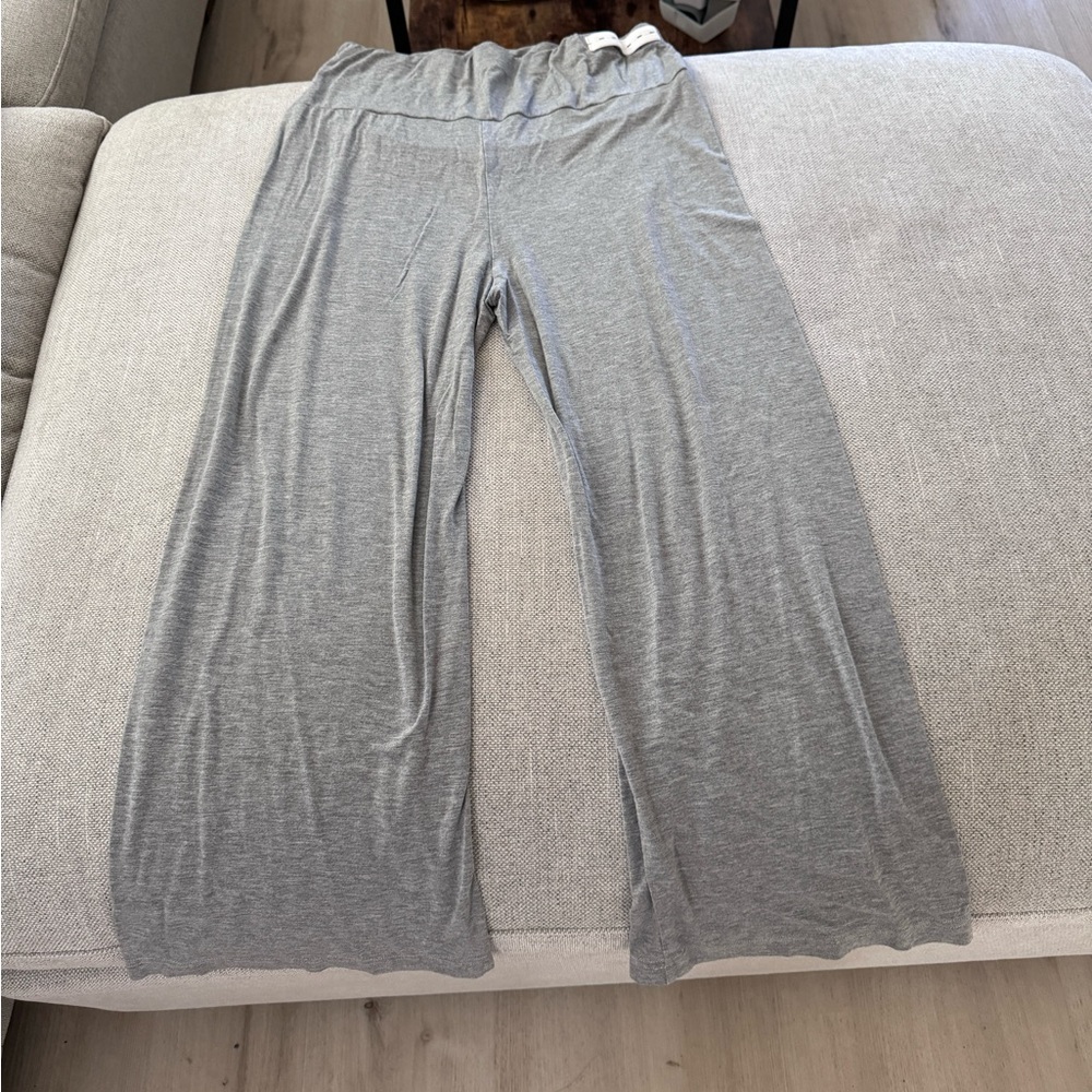Maternity lounge pants